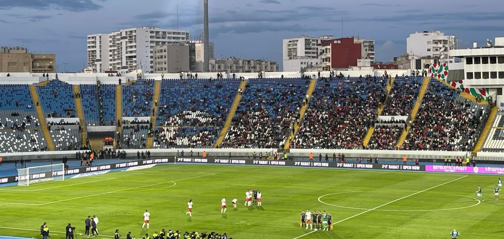 El clásico del Wydad y el Raja se jugó bajo un boicot de las dos hinchadas.